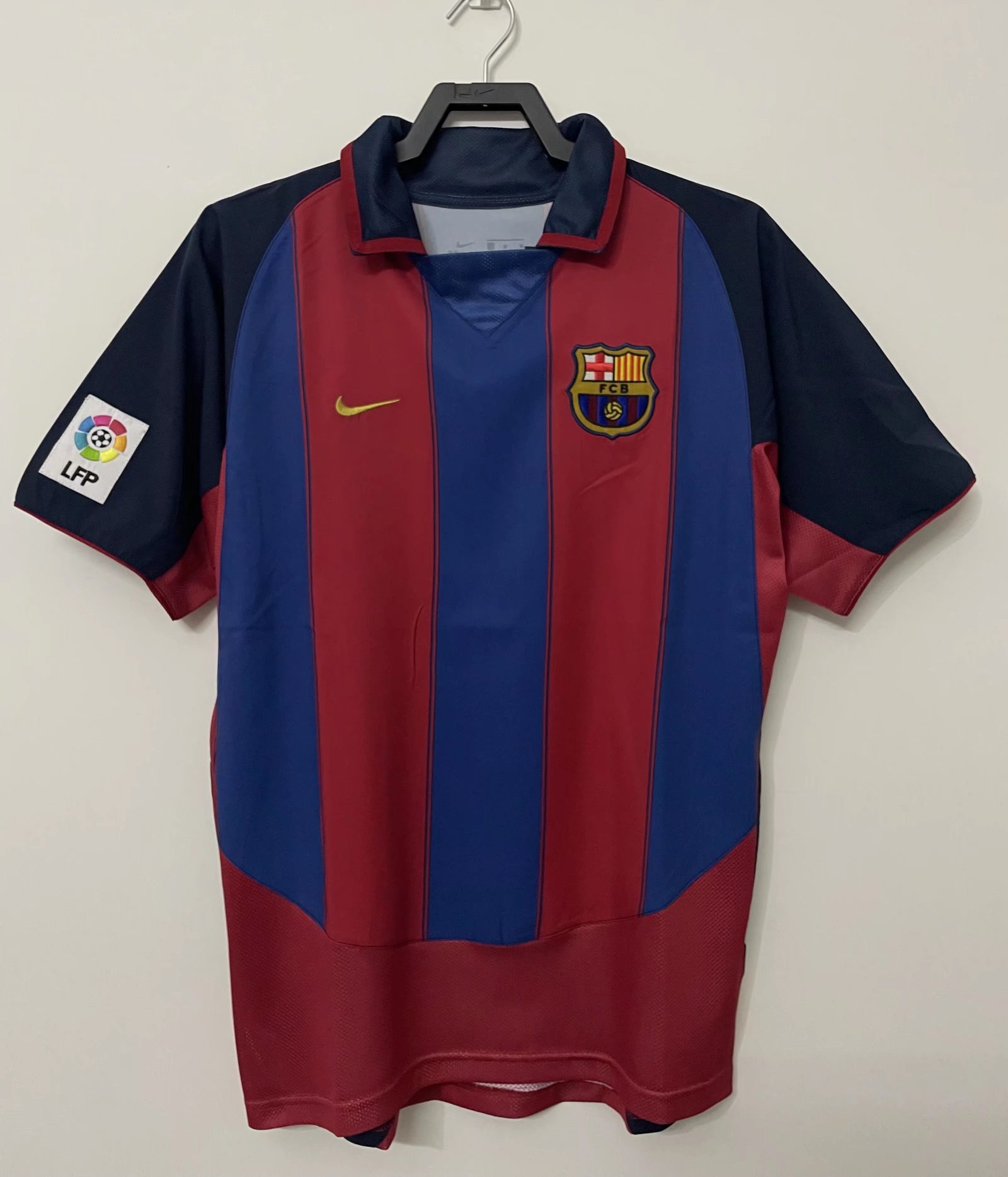 2003-2004 Barcelona Home 1:1 Retro Soccer Jersey