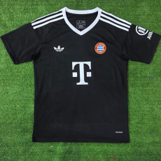 24-25 Bayern Black Goalkeeper Fans Soccer Jersey